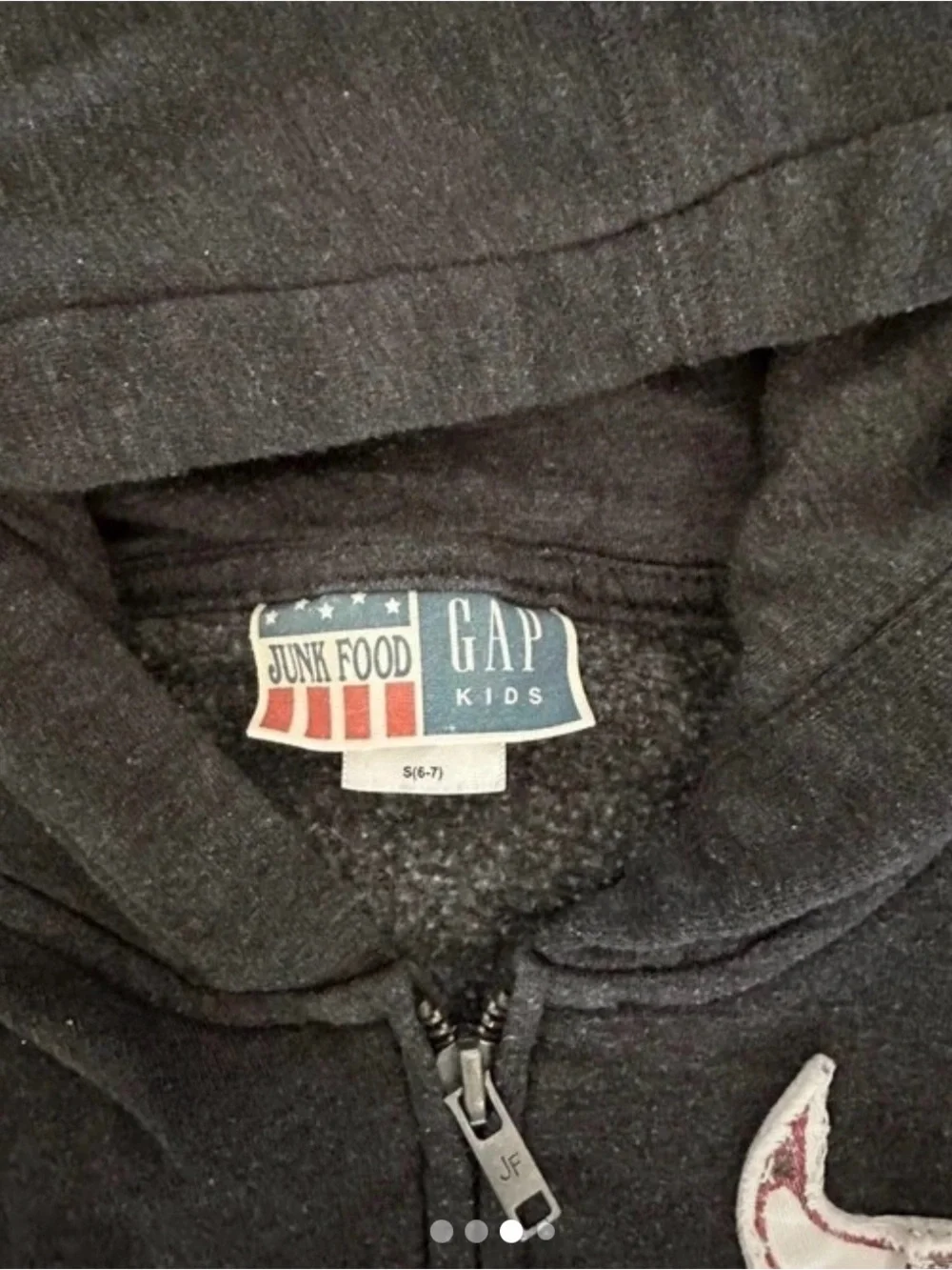 Gap retired Bull's NBA Championship. Size 6-7.